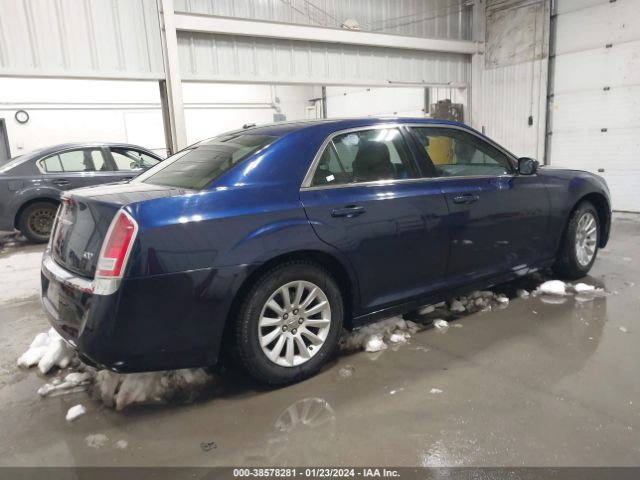 2C3CCAAG9EH285777 Chrysler 300
