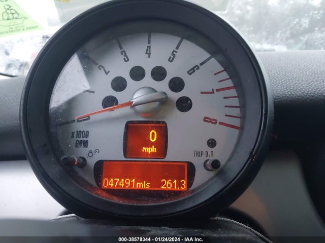 2012 MINI COOPER CLUBMAN WMWZF3C51CT488891 Photo 6