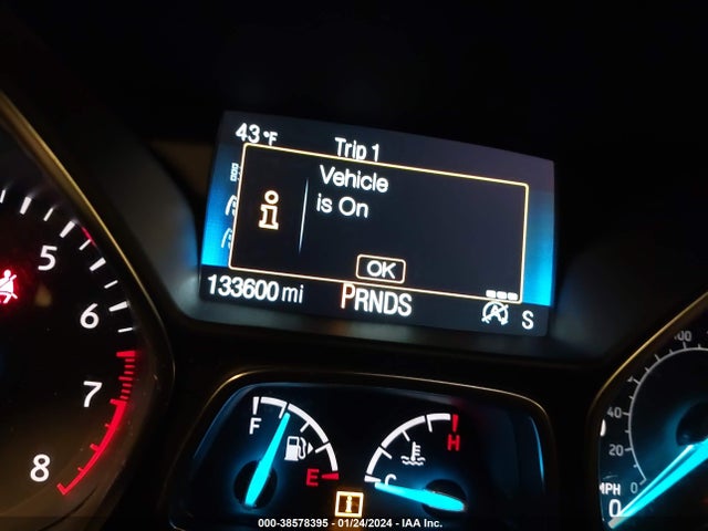 Ford ESCAPE SE 2018 1FMCU9GD2JUC36556 Image 16