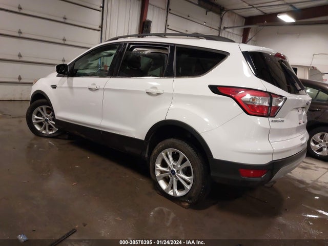 Ford ESCAPE SE 2018 1FMCU9GD2JUC36556 Image 3
