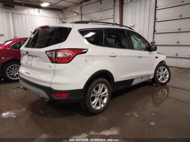 Ford ESCAPE SE 2018 1FMCU9GD2JUC36556 Image 4