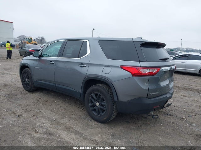 Chevrolet Traverse Ls 2018 1GNERFKW5JJ149586 Image 3