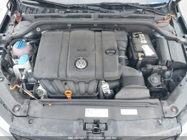 2012 VOLKSWAGEN JETTA 2.5L SE VIN: 3VWDP7AJ5CM376589