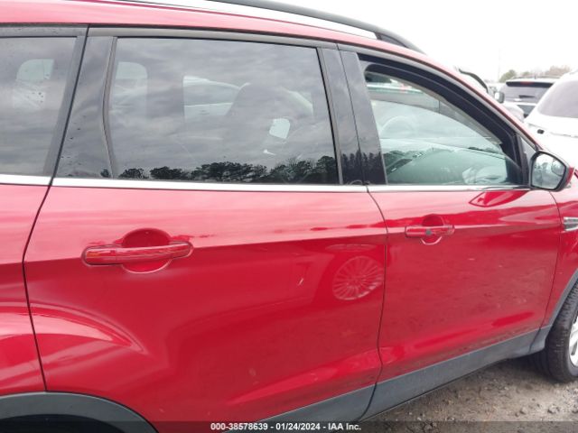 1FMCU0HD6KUA80968 Ford ESCAPE SEL