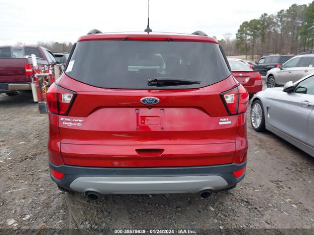 1FMCU0HD6KUA80968 Ford ESCAPE SEL