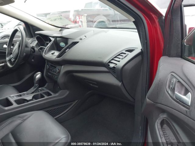1FMCU0HD6KUA80968 Ford ESCAPE SEL