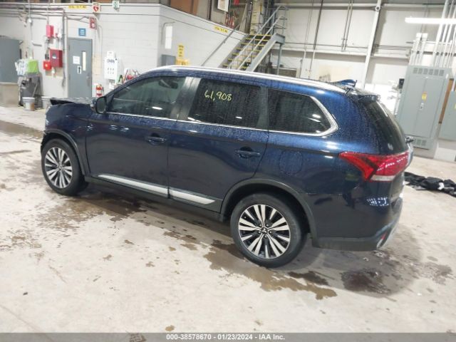 JA4AZ3A3XKZ008815 Mitsubishi Outlander Sel