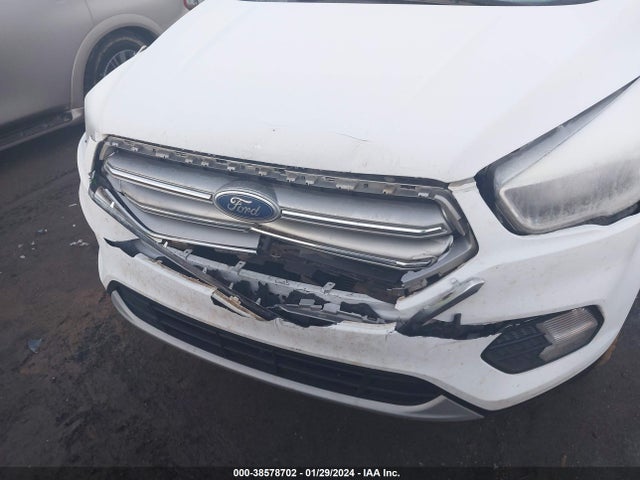 Ford ESCAPE SE 2017 1FMCU0GD5HUE92096 Image 6