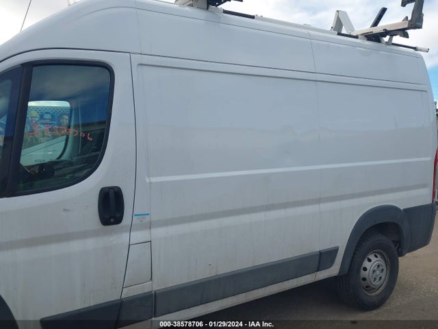 2017 RAM PROMASTER 2500 HIGH ROOF 136 WB VIN: 3C6TRVCG9HE514822