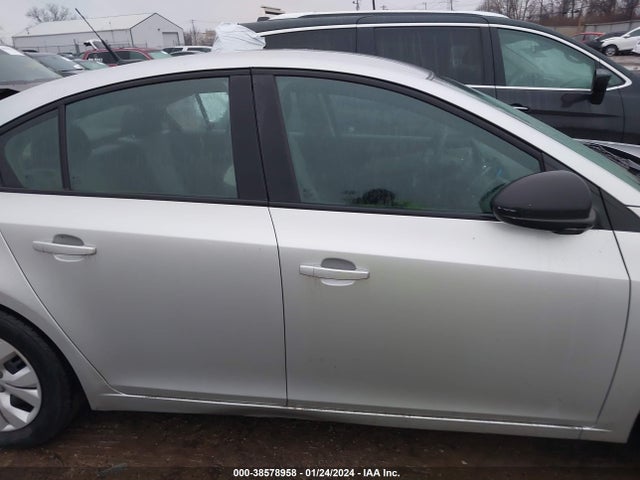 Chevrolet Cruze Ls Auto 2014 1G1PA5SH2E7110180 Image 14
