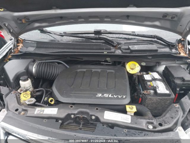 2C4RC1CG5ER237688 Chrysler Town & Country Touring-l