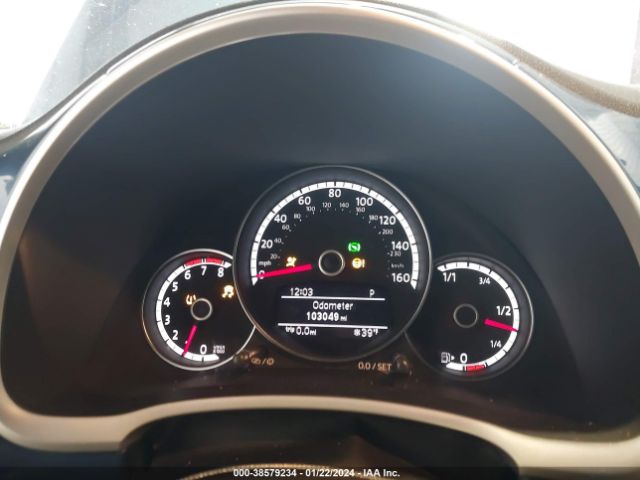 3VW517ATXGM808915 Volkswagen Beetle 1.8t S