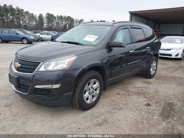 Chevrolet Traverse Ls 2017 1GNKRFKD0HJ151841 Image 2