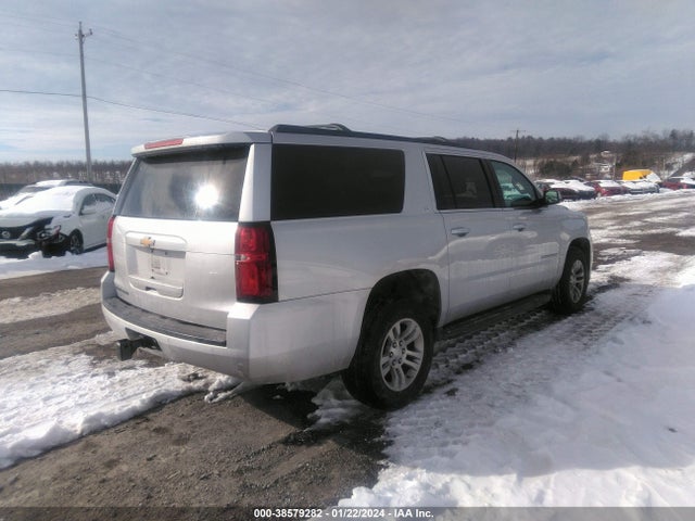 Chevrolet Suburban Lt 2017 1GNSKHKC4HR208308 Image 4
