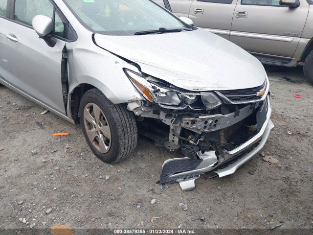 Chevrolet Cruze Ls Auto 2017 1G1BC5SM0H7167368 Image 6