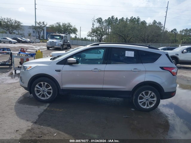 2018 FORD ESCAPE SEL VIN: 1FMCU0HD7JUD56945