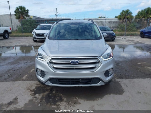 2018 FORD ESCAPE SEL VIN: 1FMCU0HD7JUD56945