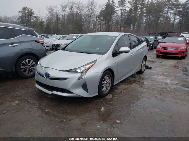 Toyota Prius Two 2018 JTDKBRFU9J3063499 Image 2