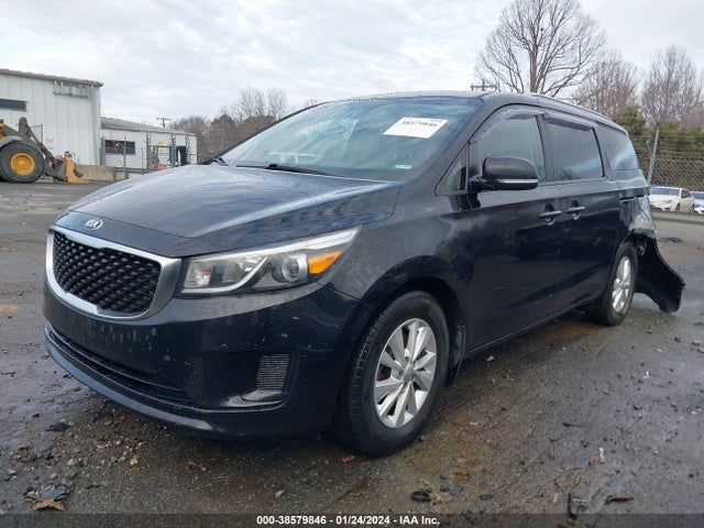 KIA SEDONA LX 2016 KNDMB5C17G6182266 Image 2