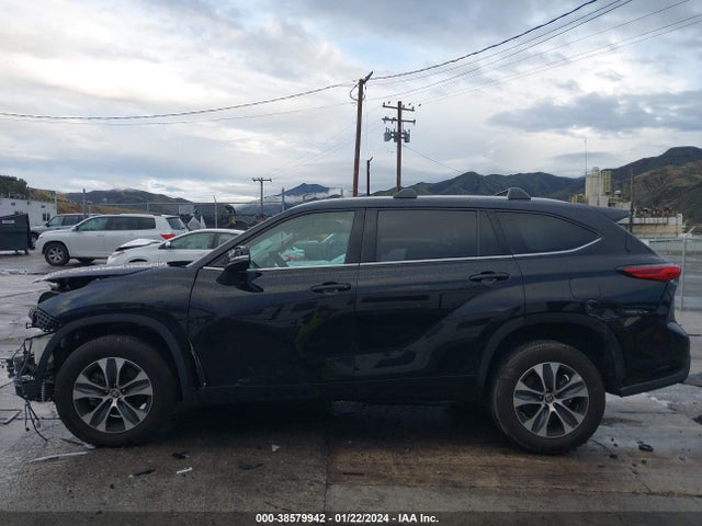 Toyota Highlander Xle 2021 5TDHZRAH7MS519602 Image 14