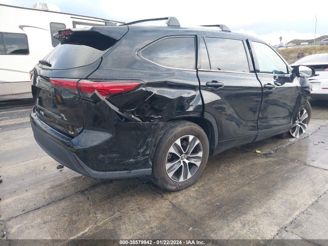 Toyota Highlander Xle 2021 5TDHZRAH7MS519602 Image 4