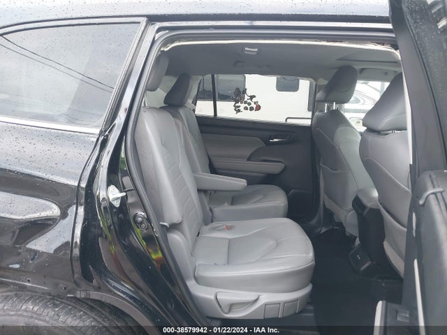Toyota Highlander Xle 2021 5TDHZRAH7MS519602 Image 8
