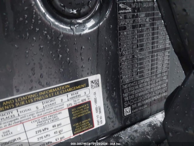 2019 JAGUAR F-PACE SADCJ2GX9KA395807 Photo 8