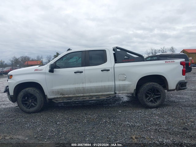Chevrolet Silverado 1500 Custom Trail Boss 2019 1GCRYCEF9KZ412141 Image 14
