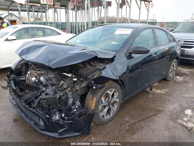KIA Forte Lxs 2020 3KPF24AD7LE142905 Image 2