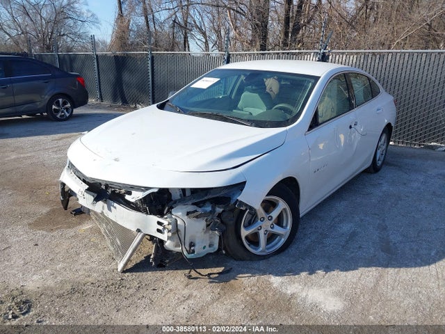 Chevrolet Malibu 1fl 2018 1G1ZC5ST8JF243338 Image 2