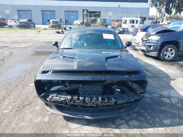 2C3CDZAG4JH111489 Dodge Challenger Sxt Plus
