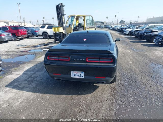 2C3CDZAG4JH111489 Dodge Challenger Sxt Plus