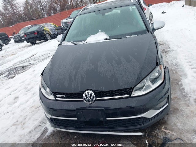 3VWH17AUXHM526538 Volkswagen GOLF ALLTRACK