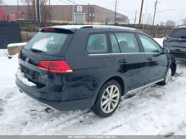 3VWH17AUXHM526538 Volkswagen GOLF ALLTRACK