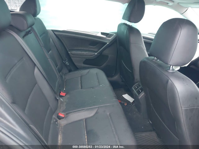 3VWH17AUXHM526538 Volkswagen GOLF ALLTRACK