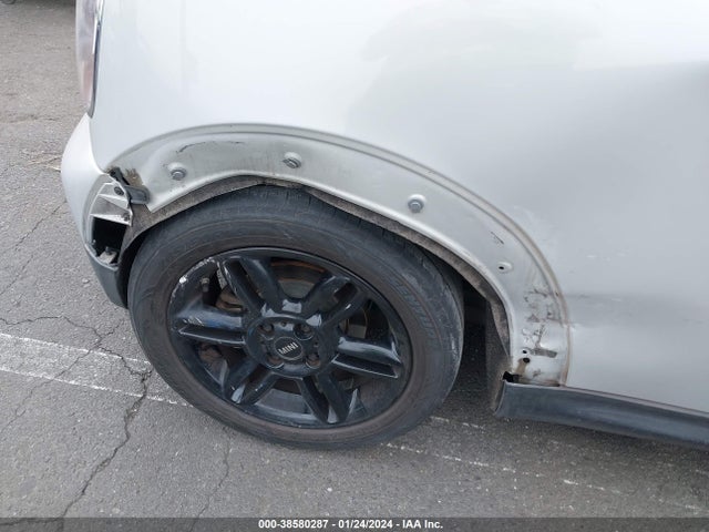 2012 MINI COOPER WMWSU3C57CT264225 Photo 5