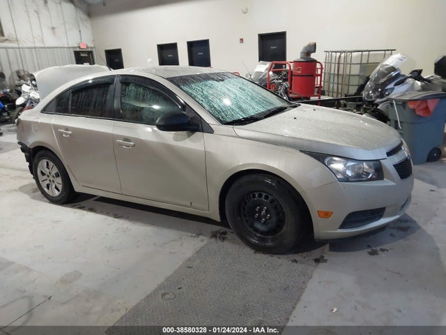 2014 1G1PA5SH6E7356763 main image