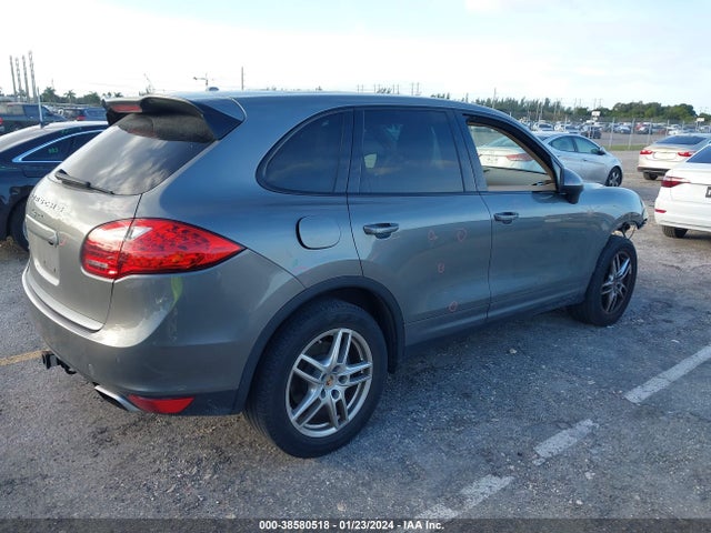 2014 PORSCHE CAYENNE WP1AA2A27ELA02930 Photo 3