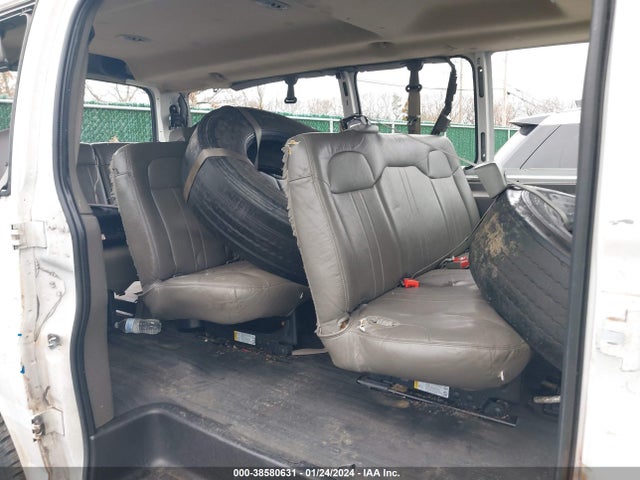 Chevrolet Express 2500 Ls 2015 1GAWGPFG9F1260931 Image 8