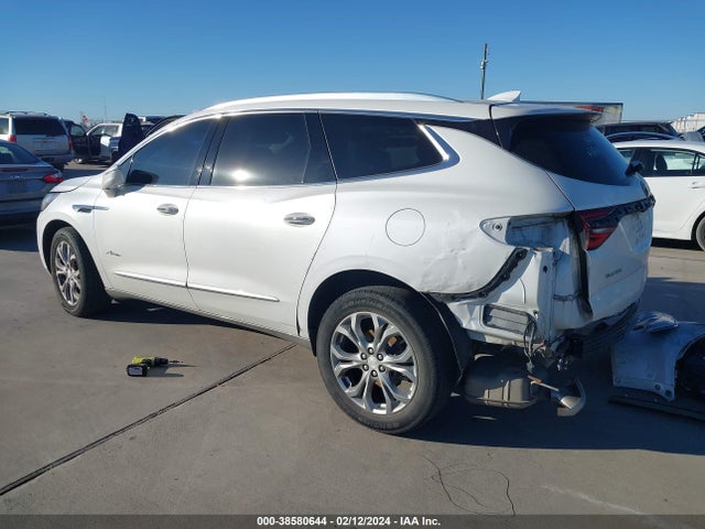 5GAERDKW8JJ286052 Buick Enclave Avenir