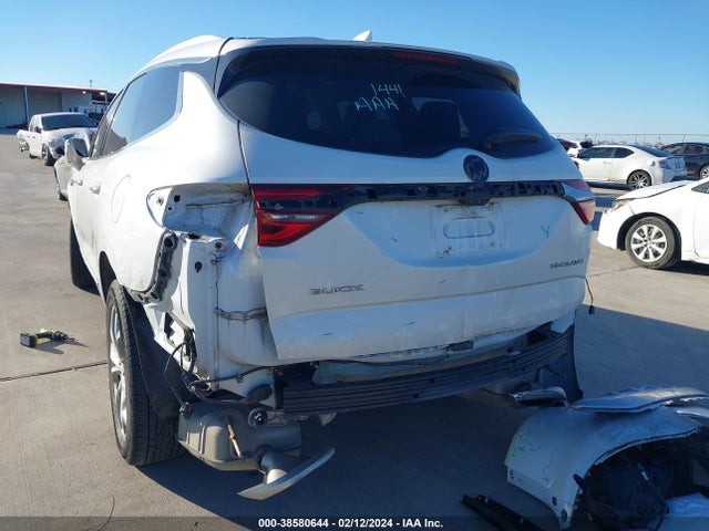 5GAERDKW8JJ286052 Buick Enclave Avenir