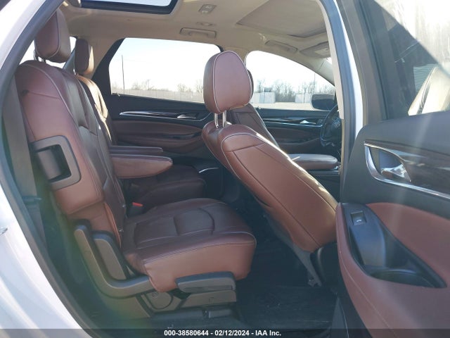 5GAERDKW8JJ286052 Buick Enclave Avenir