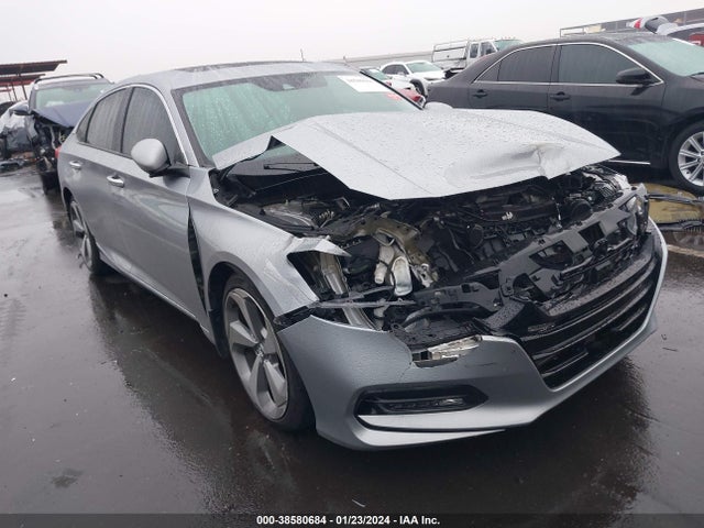 Honda Accord Touring 2018 1HGCV1F9XJA151998 головне зображення
