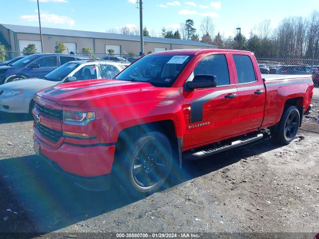 Chevrolet Silverado 1500 Silverado Custom 2017 1GCVKPEC9HZ388235 Image 2