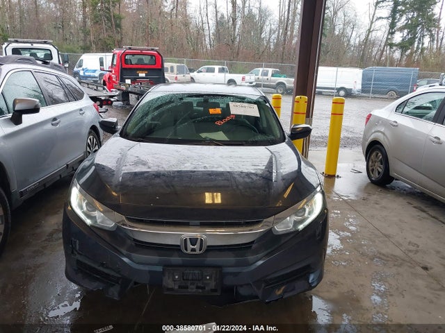 Honda Civic Lx 2018 2HGFC2F57JH501160 Image 12