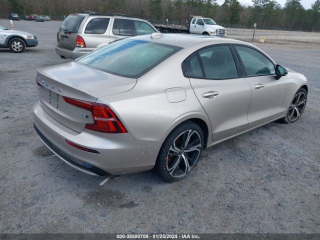 7JRL12TL0PG254290 Volvo S60 B5 Plus Dark Theme