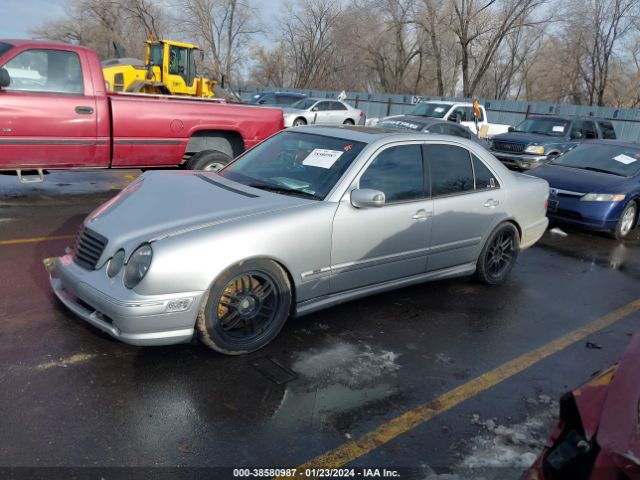 2002 MERCEDES-BENZ E-CLASS WDBJF74JX2B477183 Photo 1