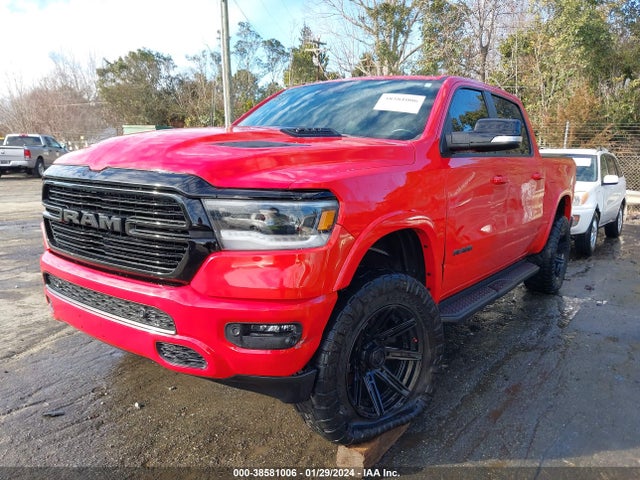 RAM 1500 Laramie  4x4 5'7 Box 2021 1C6SRFJT3MN607097 Image 2