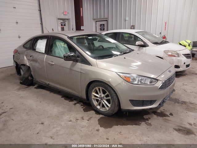 2015 FORD FOCUS SE VIN: 1FADP3F28FL383058