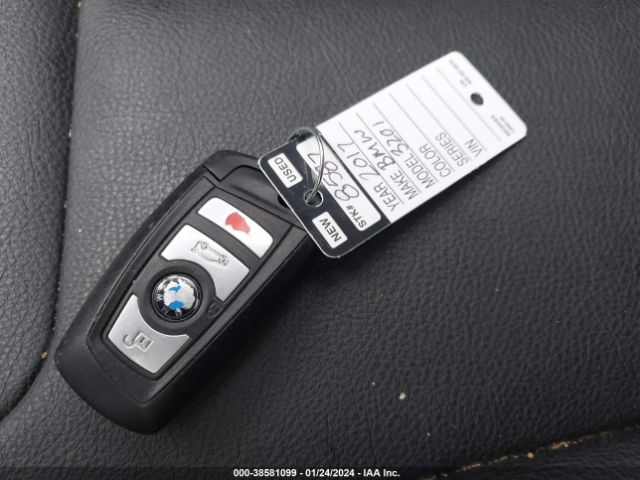 WBA8A9C37HK620531 BMW 320i